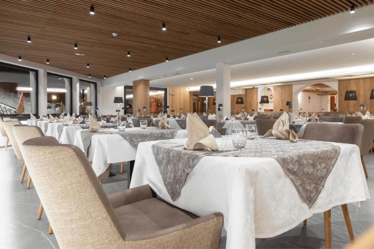 Hotel Bucaneve Livigno Esterno foto