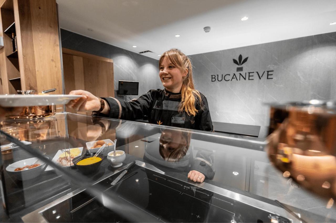 Hotel Bucaneve Livigno Esterno foto