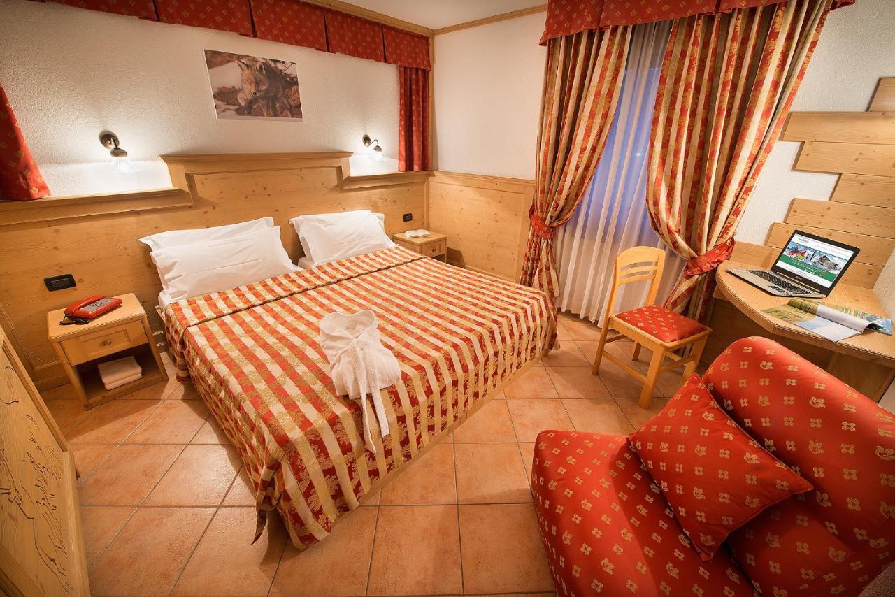 Hotel Bucaneve Livigno Esterno foto