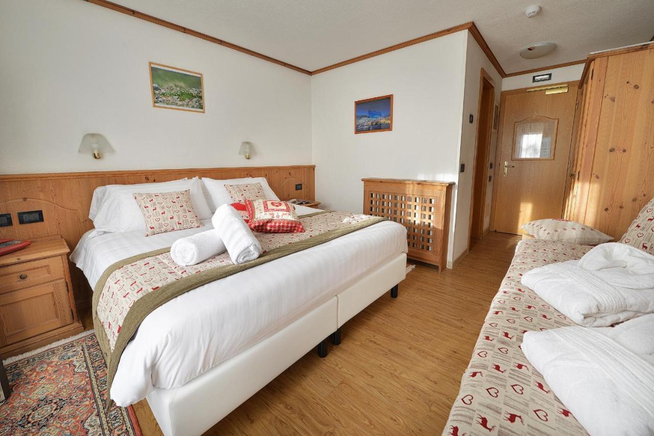Hotel Bucaneve Livigno Esterno foto