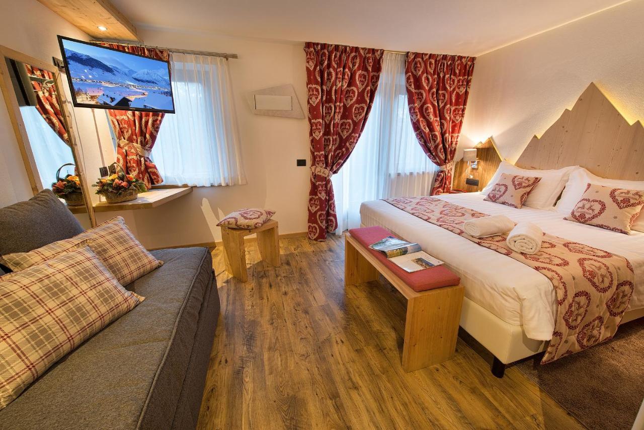 Hotel Bucaneve Livigno Esterno foto