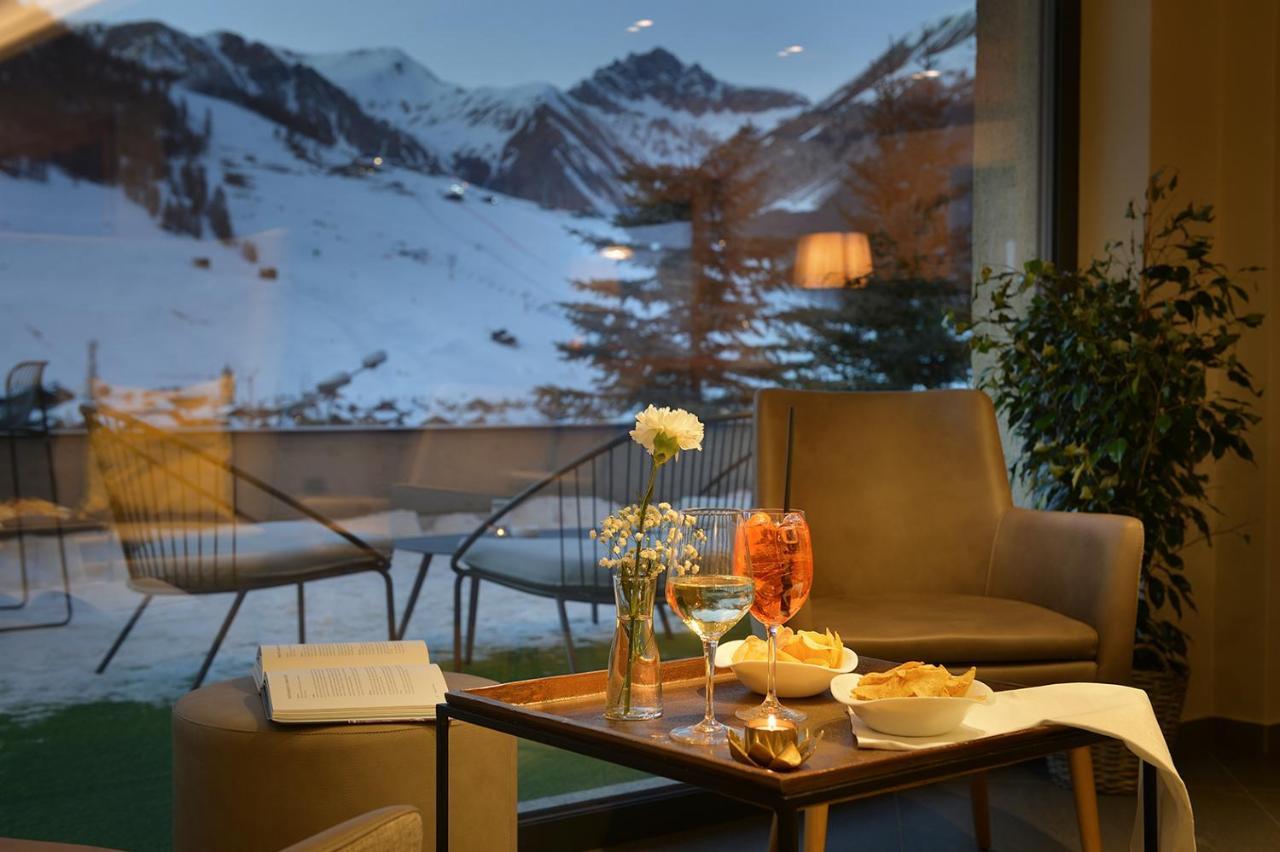 Hotel Bucaneve Livigno Esterno foto