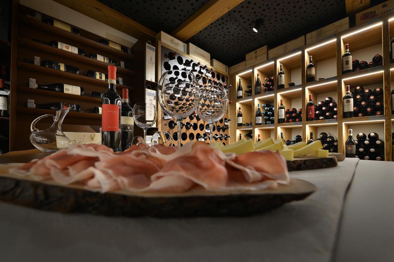 Hotel Bucaneve Livigno Esterno foto