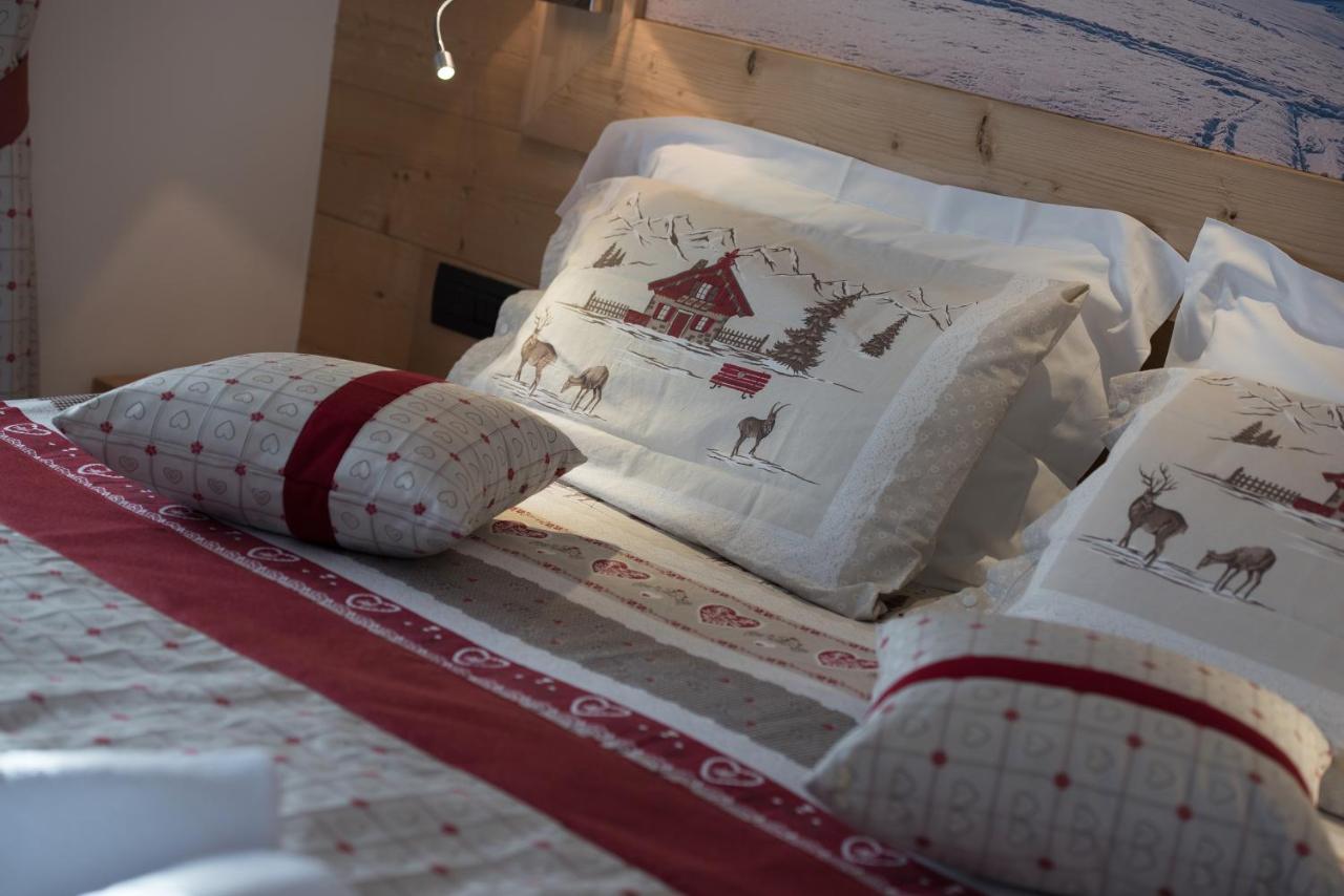 Hotel Bucaneve Livigno Esterno foto